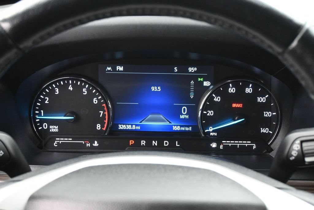 Used 2022 Ford Explorer Limited w/ Equipment Group 301A AWD/4WD image 9