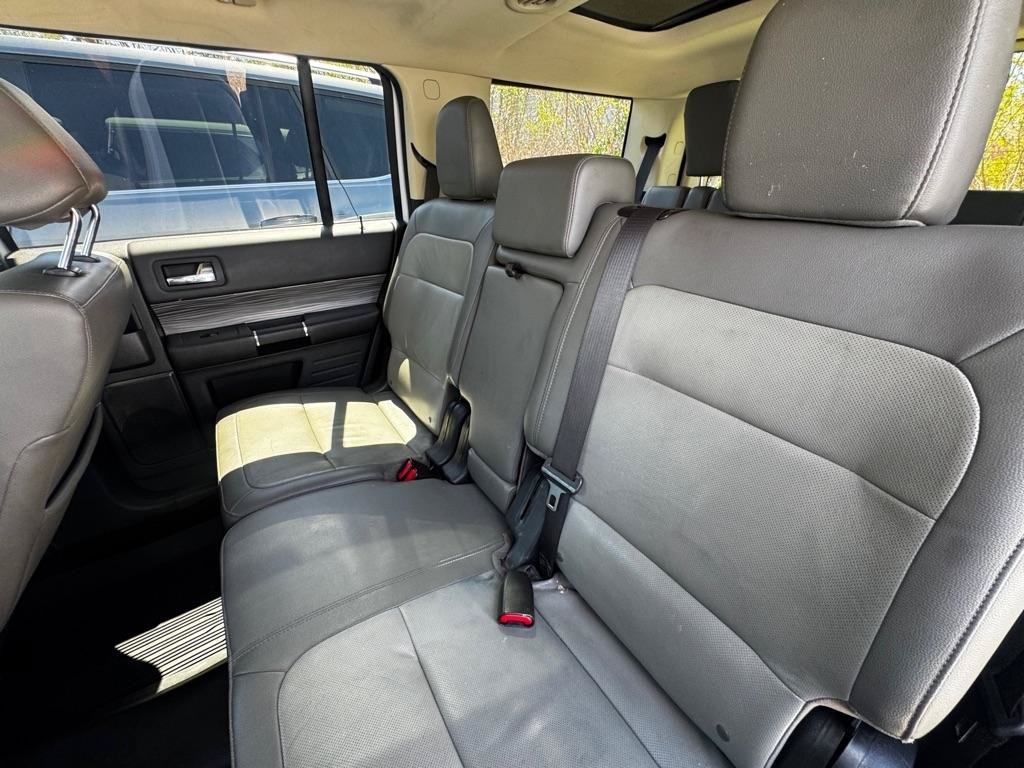 Used 2018 Ford Flex SEL w/ Equipment Group 202A AWD/4WD image 9