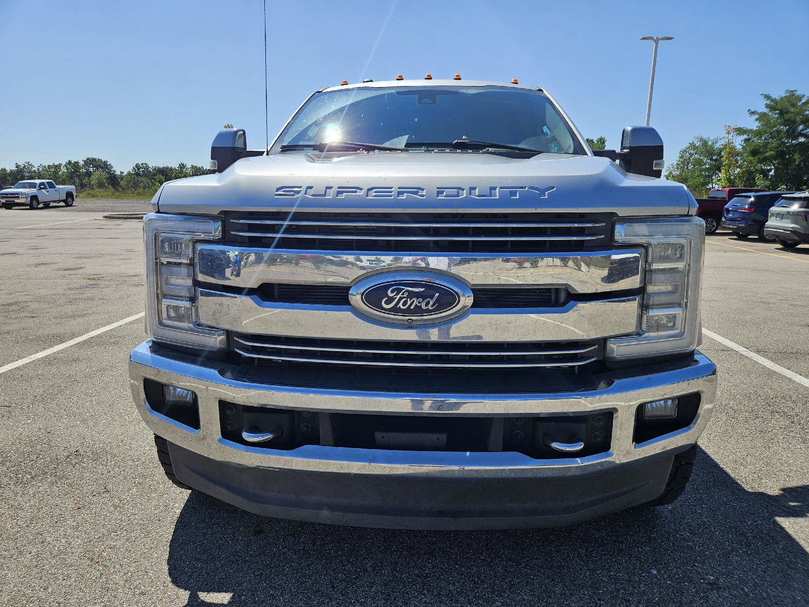 Used 2017 Ford F250 Lariat w/ Lariat Ultimate Package AWD/4WD image 2