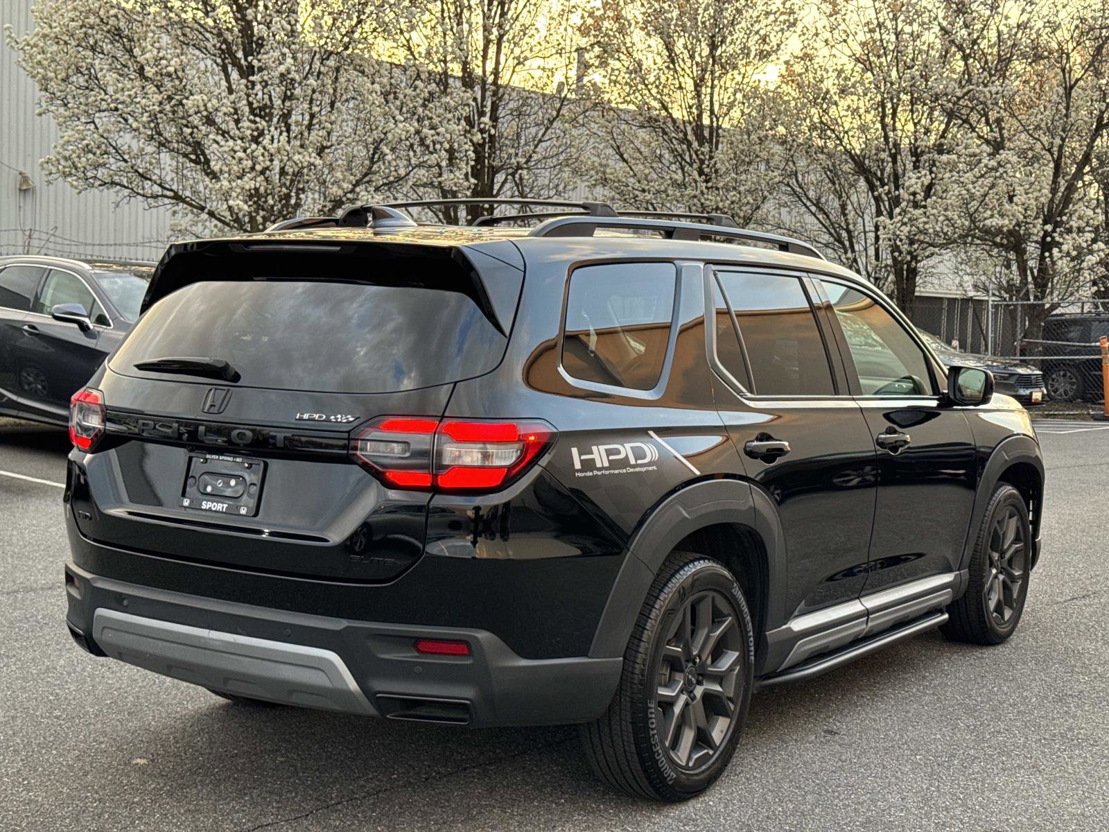 Used 2024 Honda Pilot Elite image 24