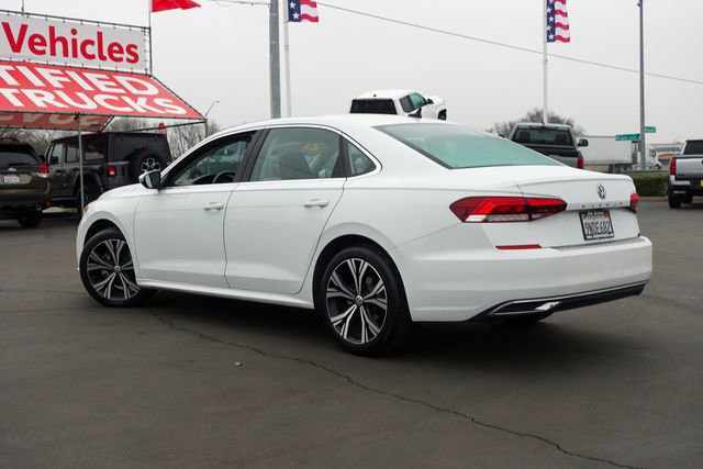 Used 2021 Volkswagen Passat 2.0T SE image 9
