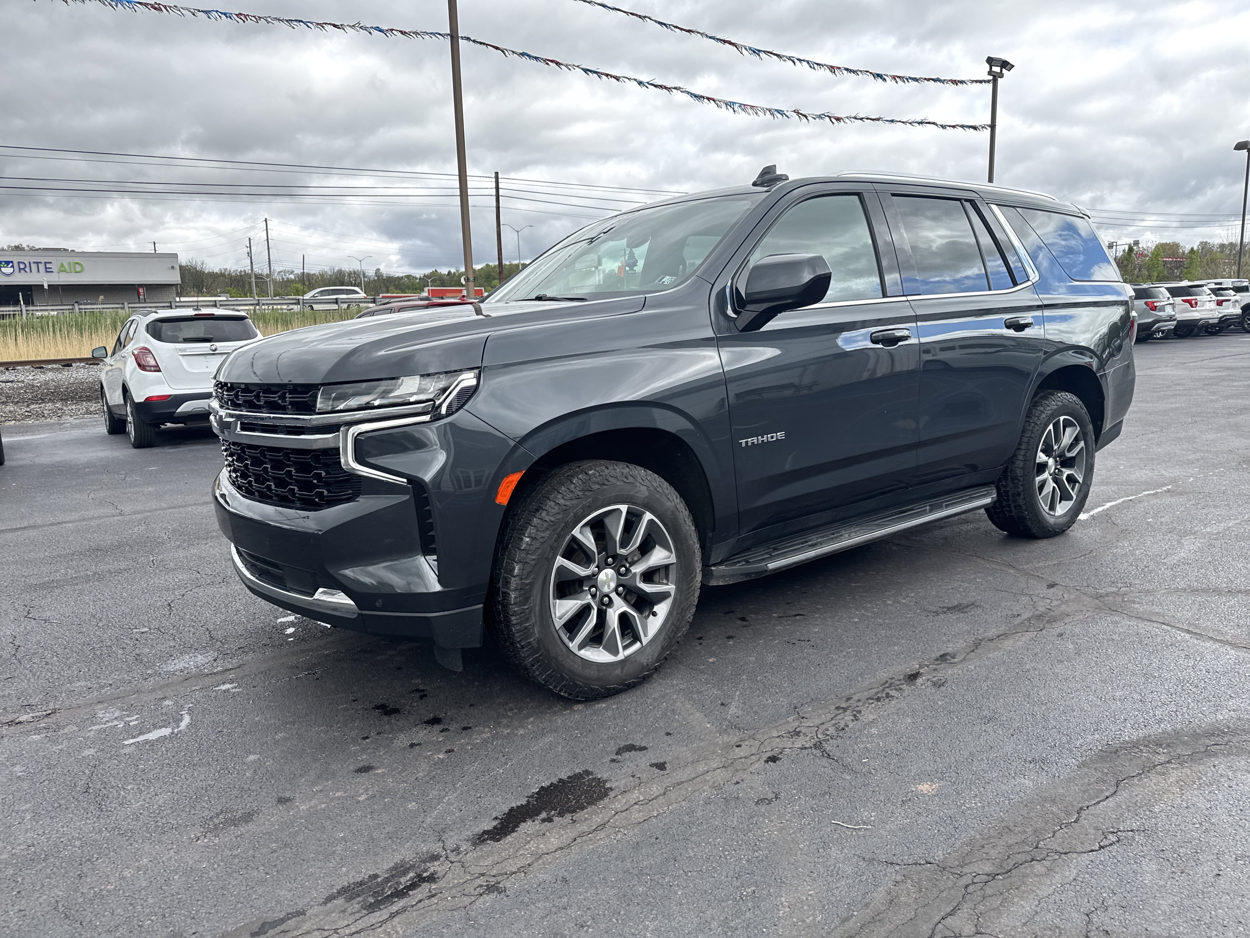 Used 2022 Chevrolet Tahoe LS AWD/4WD image 8