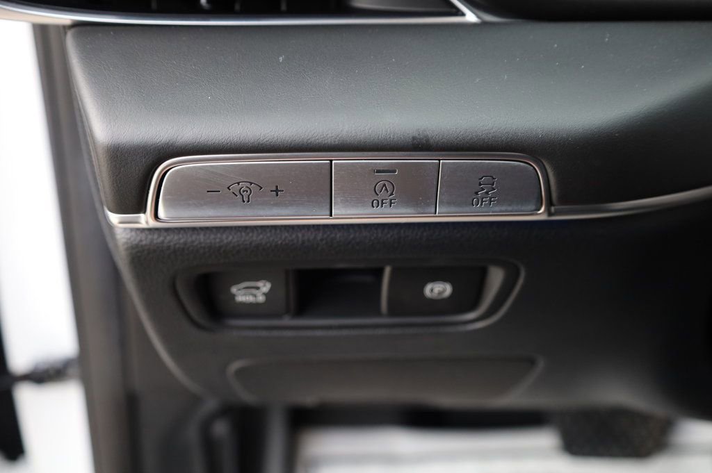 Used 2022 Genesis GV80 3.5T w/ Advanced Package 06 image 34