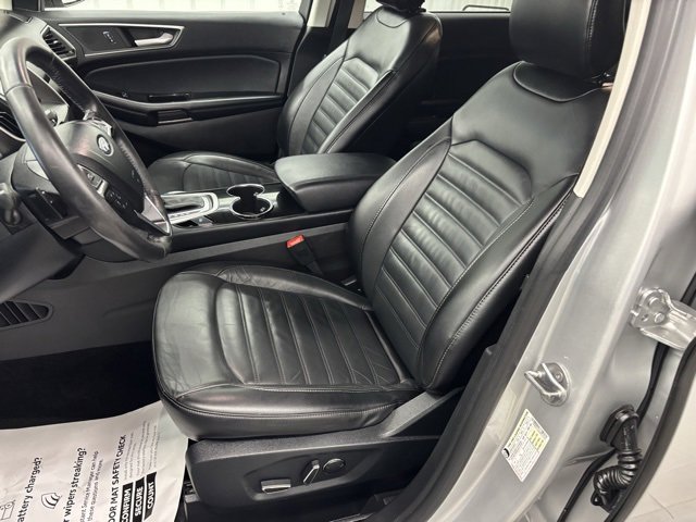 Used 2017 Ford Edge SEL w/ Equipment Group 201A image 13