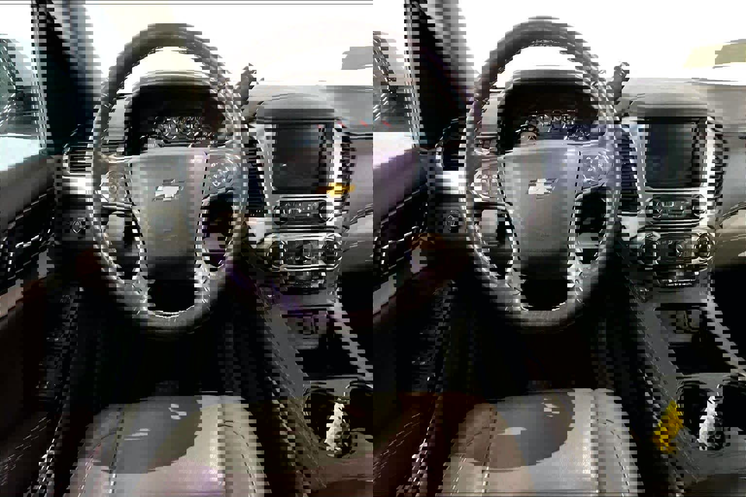 Used 2018 Chevrolet Tahoe LT w/ LT Signature Package AWD/4WD image 6