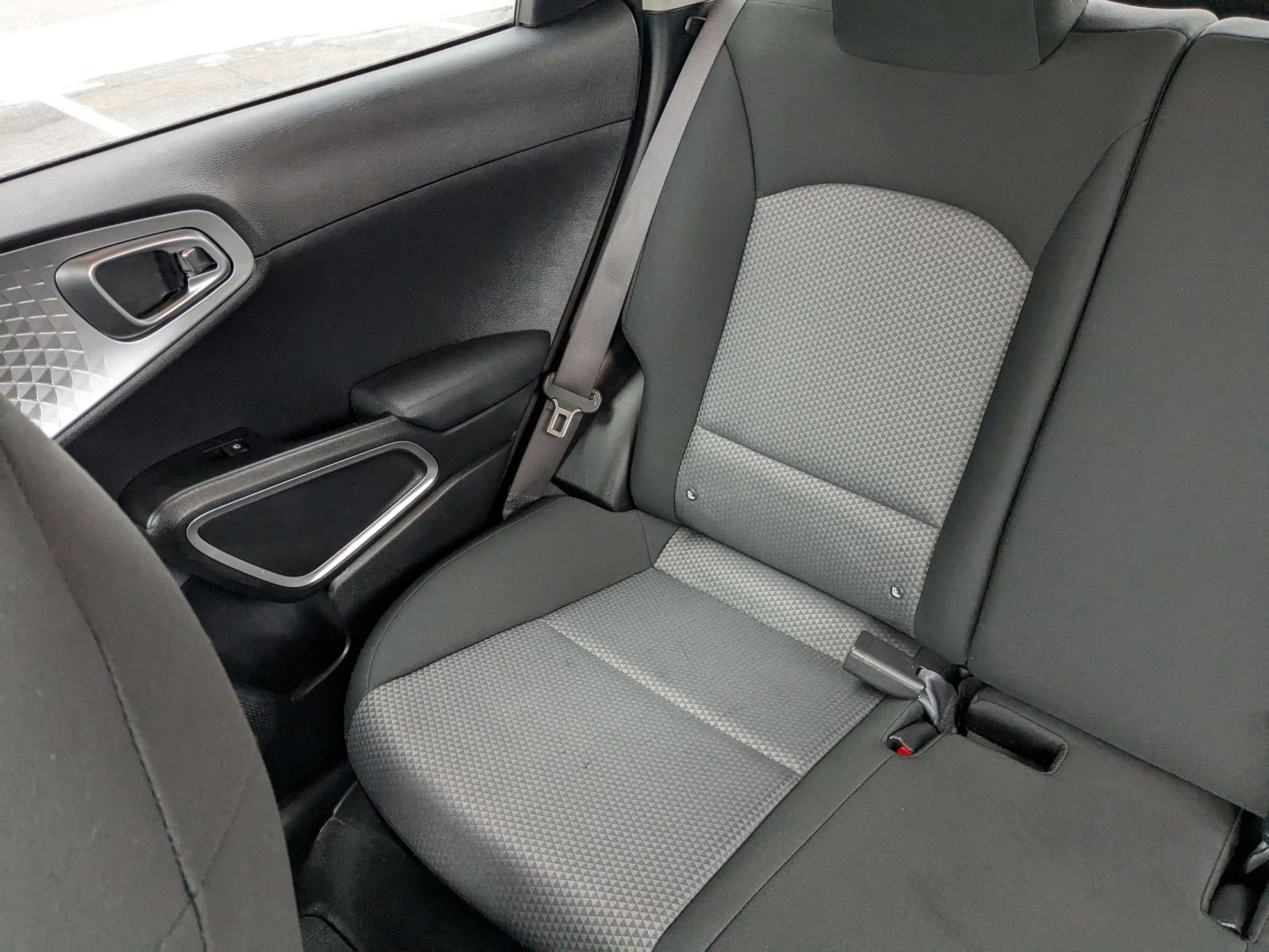 Used 2025 Kia Soul LX w/ LX Technology Package image 15