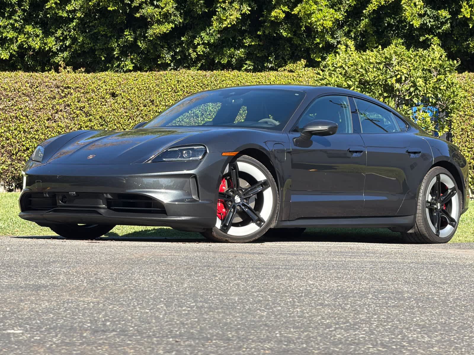 Certified 2025 Porsche Taycan 4S AWD/4WD image 1