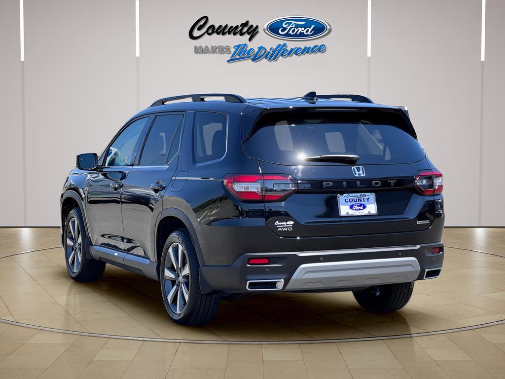 Used 2025 Honda Pilot Touring image 25