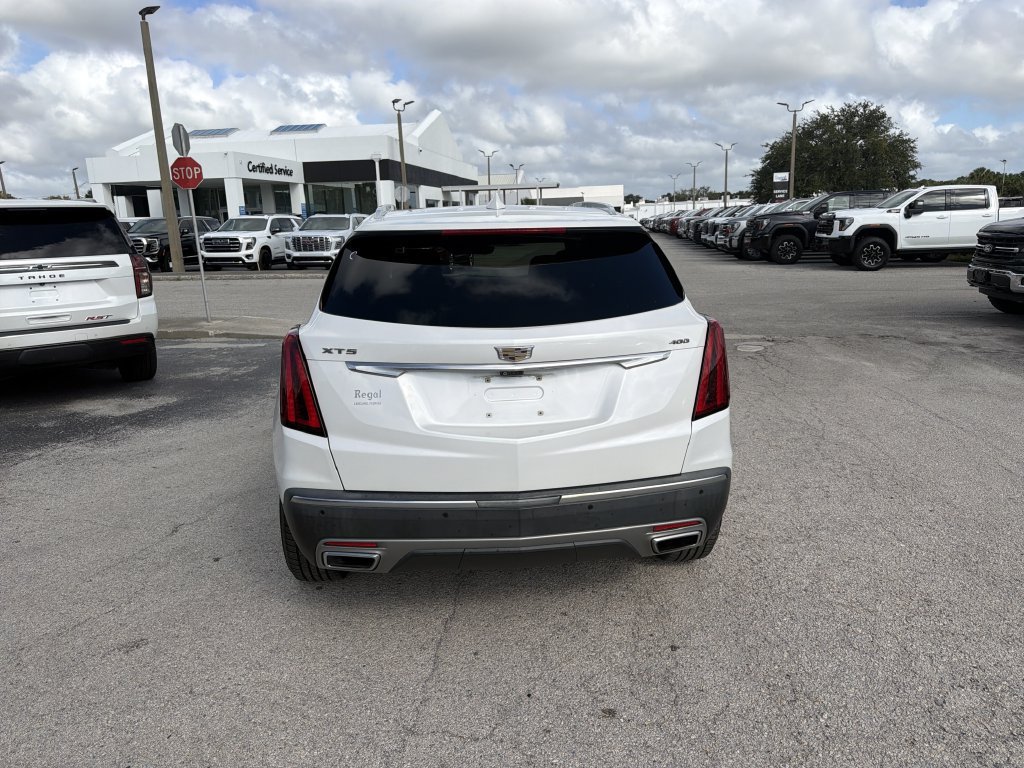 Used 2020 Cadillac XT5 Premium Luxury FWD image 4