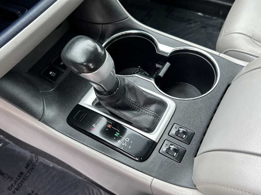 Used 2016 Toyota Highlander XLE image 16