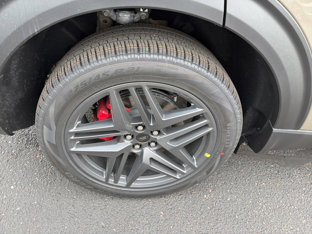 New 2026 Ford Explorer ST-Line w/ ST-Line Street Pack image 18