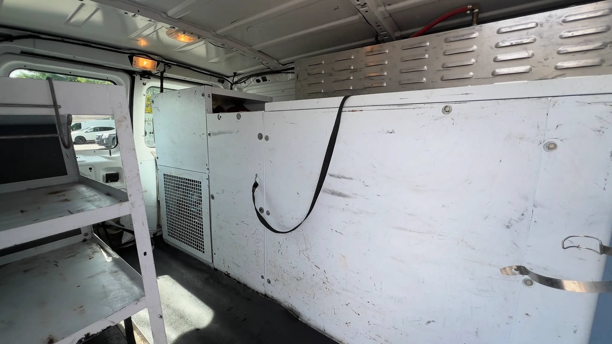 Used 2013 Ford E-250 and Econoline 250 RWD image 15