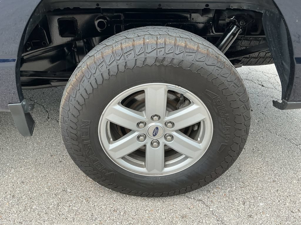 Used 2022 Ford F150 XLT w/ Equipment Group 301A Mid AWD/4WD image 11