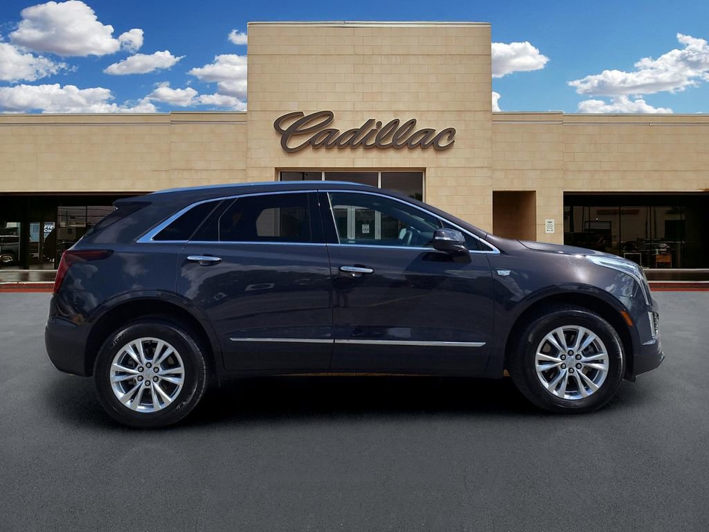 Certified 2024 Cadillac XT5 Luxury FWD image 2