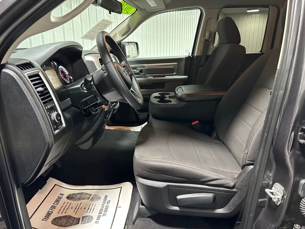 Used 2020 RAM 1500 Classic Warlock w/ Electronics Group AWD/4WD image 9