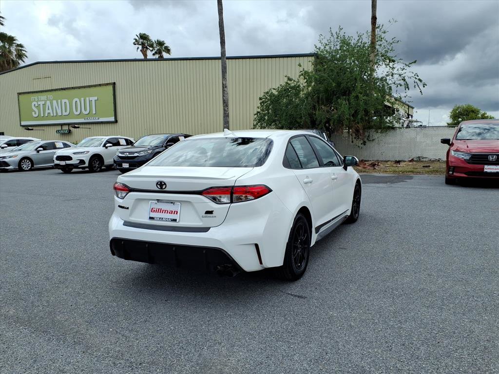 Used 2025 Toyota Corolla SE image 8