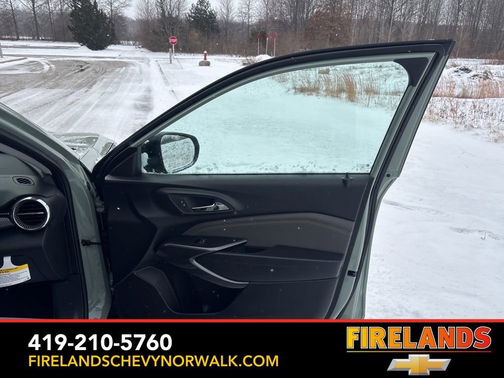 New 2026 Chevrolet Trax ACTIV w/ Sunroof Package image 28