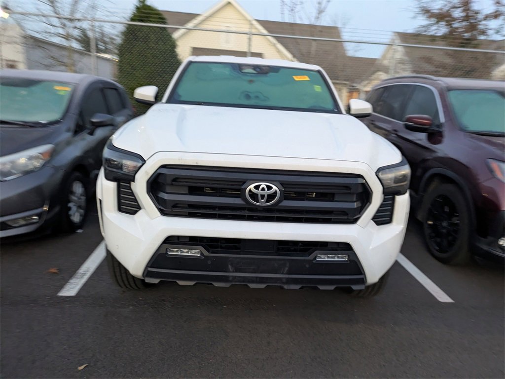 Used 2024 Toyota Tacoma SR5 image 2