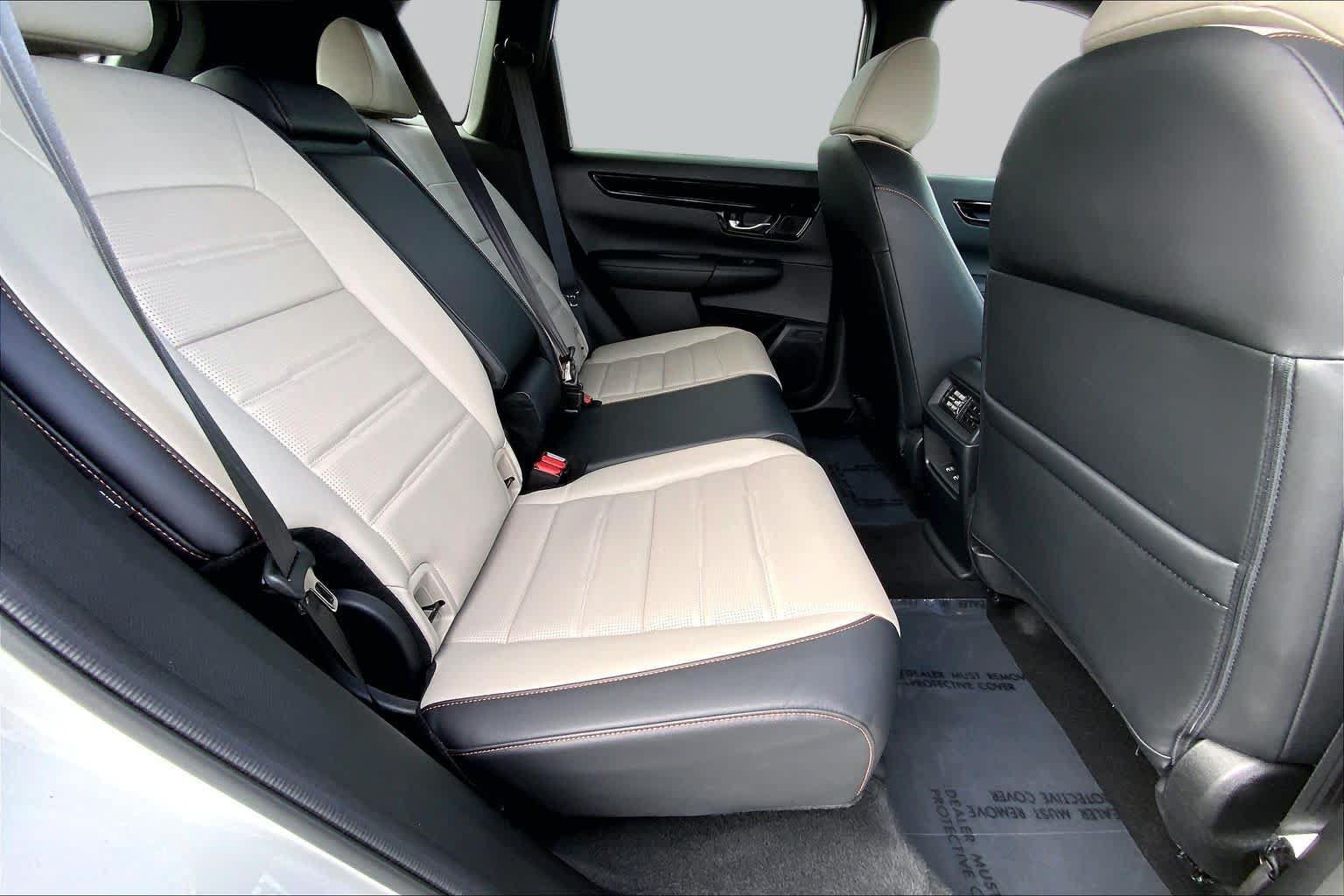 Used 2024 Honda CR-V Sport Touring image 19