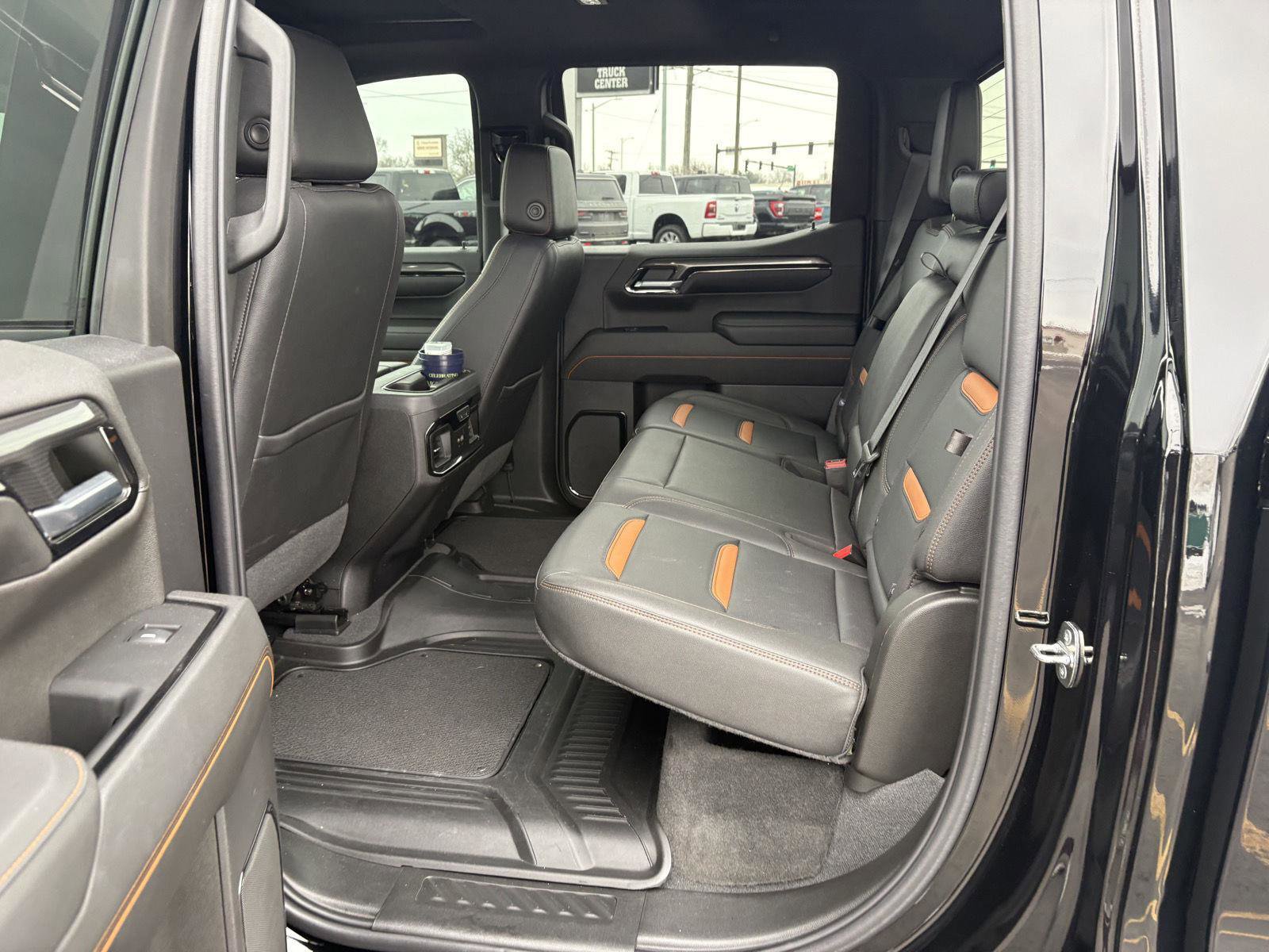 Used 2022 GMC Sierra 1500 AT4 w/ AT4 Premium Package image 14