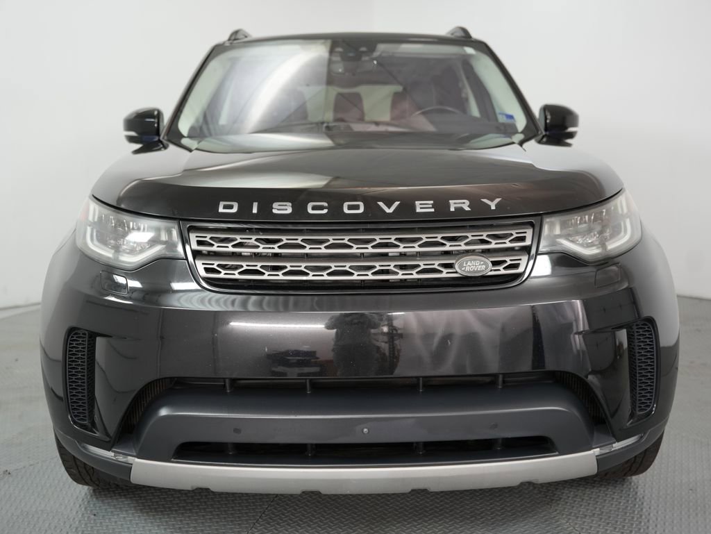 Used 2017 Land Rover Discovery HSE AWD/4WD image 2