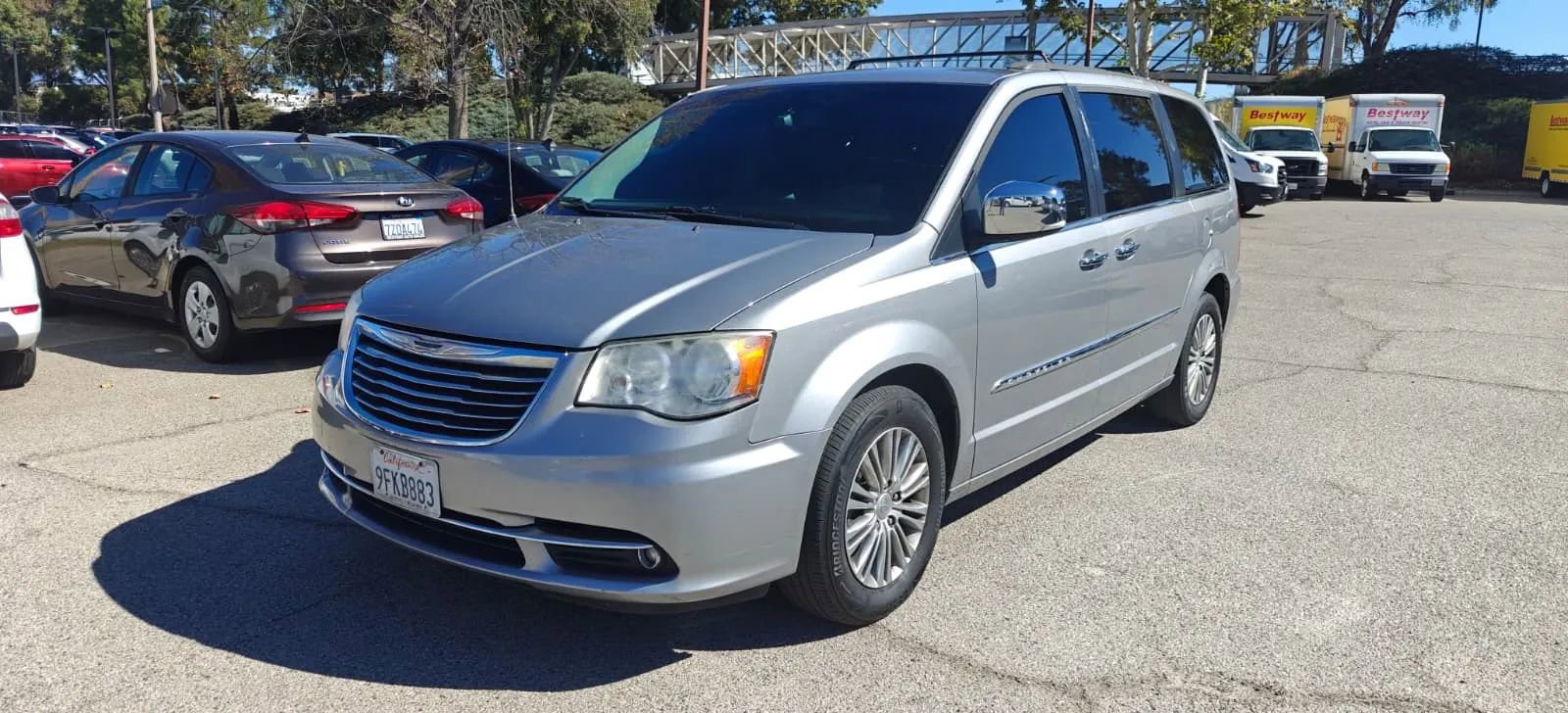 Used 2014 Chrysler Town & Country Touring-L w/ Driver Convenience Group
