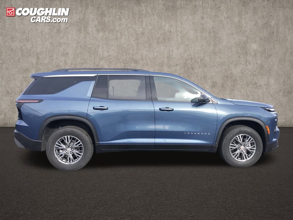 New 2025 Chevrolet Traverse LT w/ Driver Confidence Package image 9
