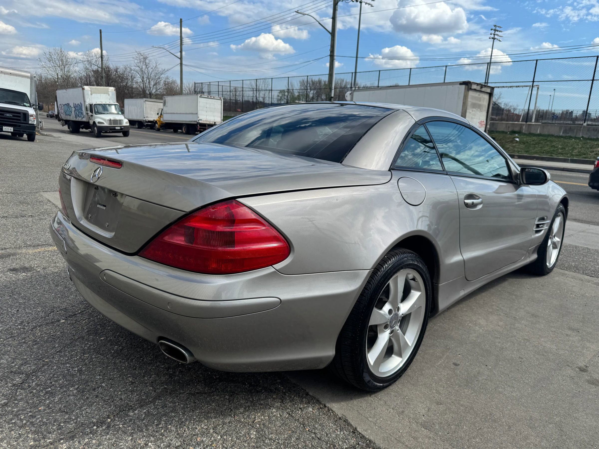 Used 2004 Mercedes-Benz SL 600 image 5
