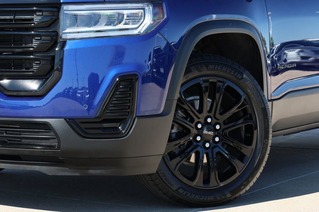 Used 2023 GMC Acadia SLE w/ Driver Convenience Package image 7