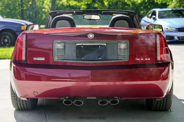 Used 2006 Cadillac XLR RWD image 7