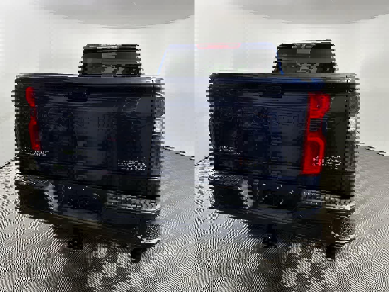 Used 2021 Chevrolet Silverado 2500 High Country w/ Z71 Off-Road Package image 7