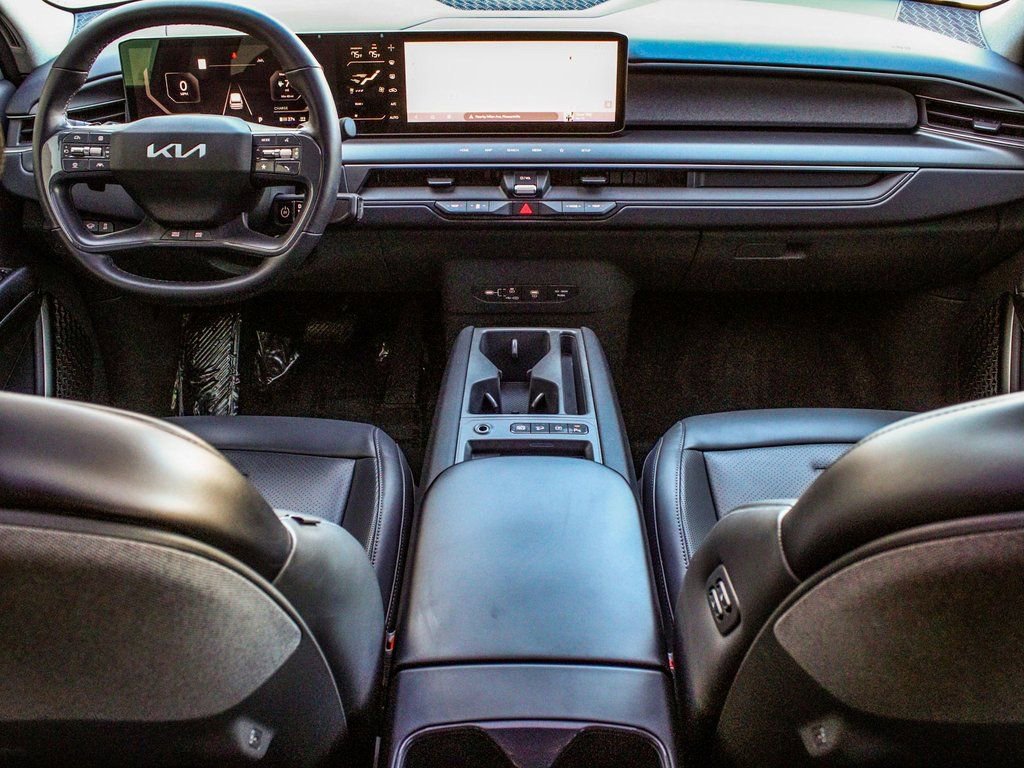 Used 2025 Kia EV9 Wind image 38