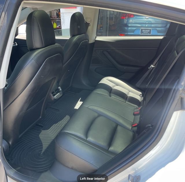 Used 2018 Tesla Model 3 Long Range RWD image 11
