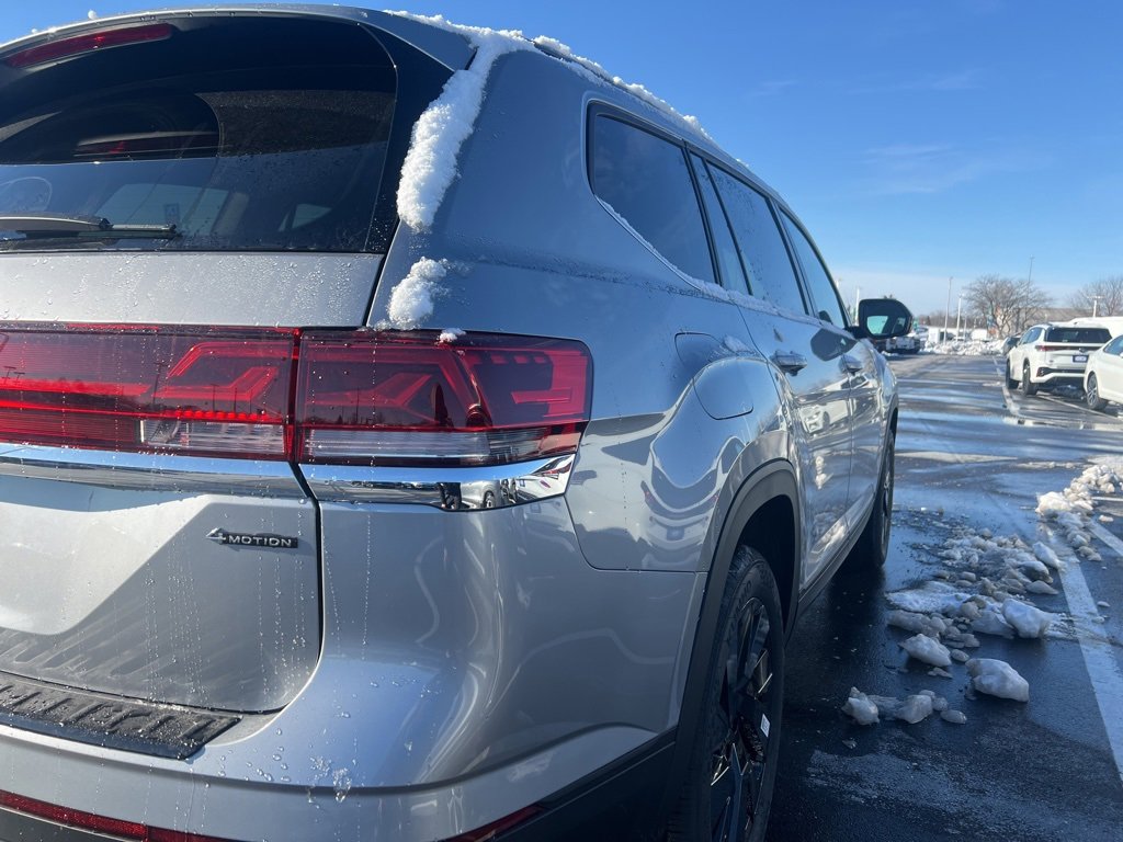 New 2026 Volkswagen Atlas SE image 4