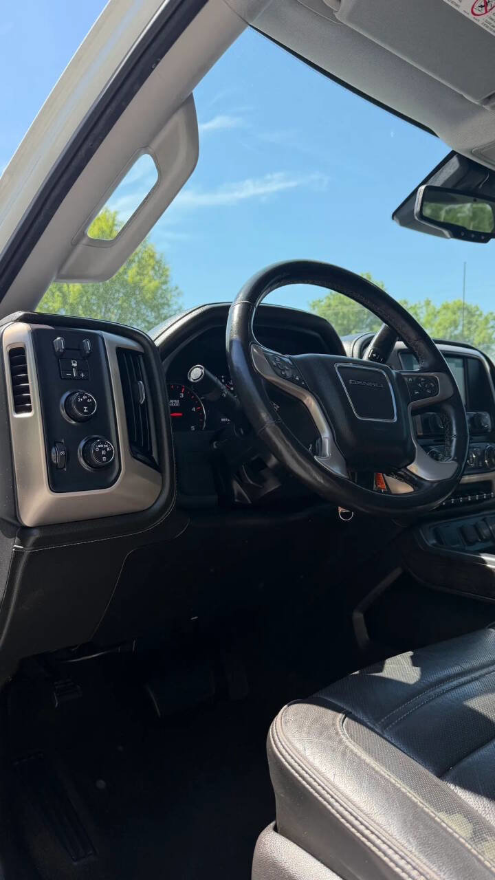Used 2016 GMC Sierra 2500 Denali w/ Duramax Plus Package image 13