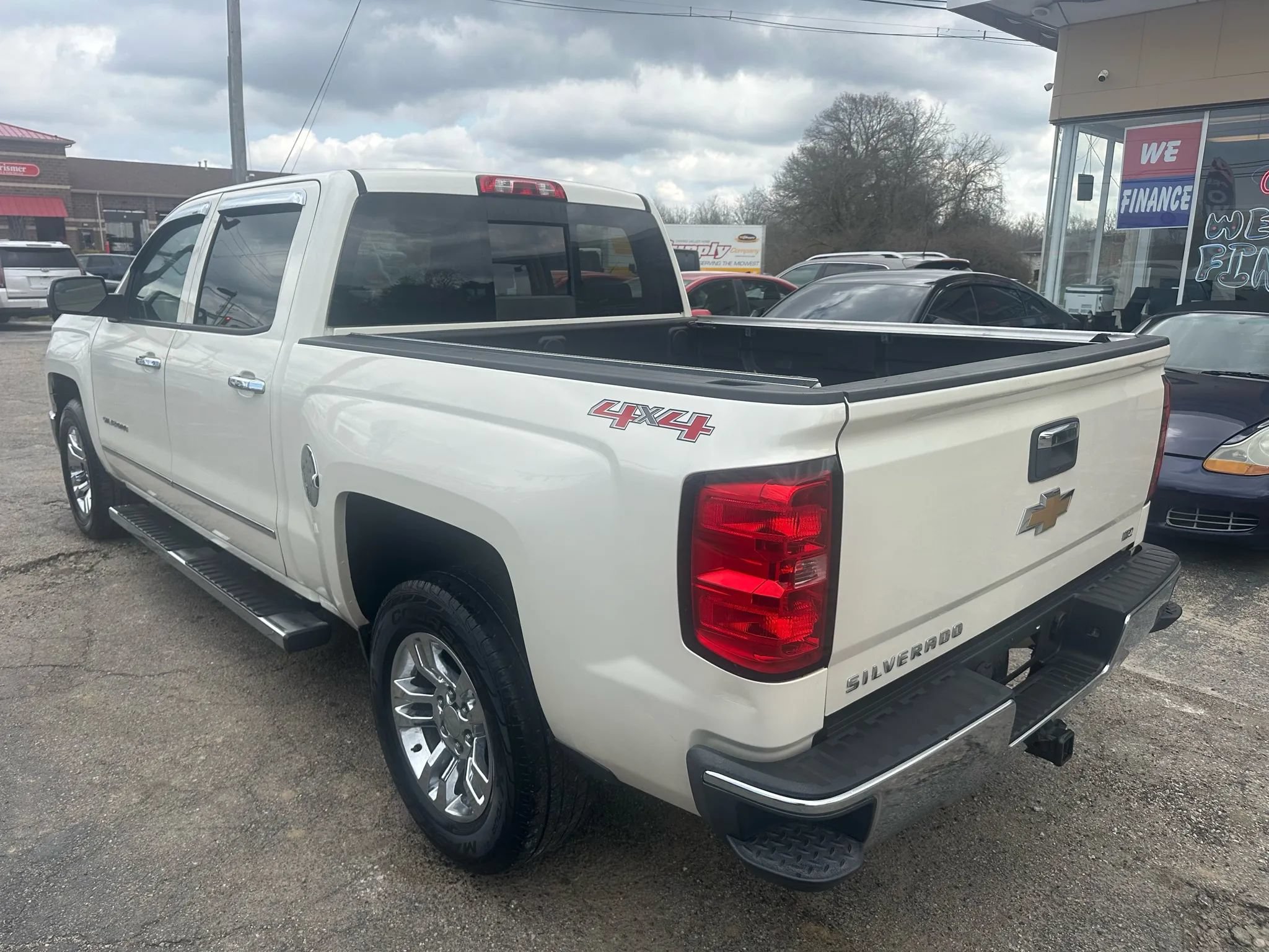 Used 2014 Chevrolet Silverado 1500 LTZ AWD/4WD image 5