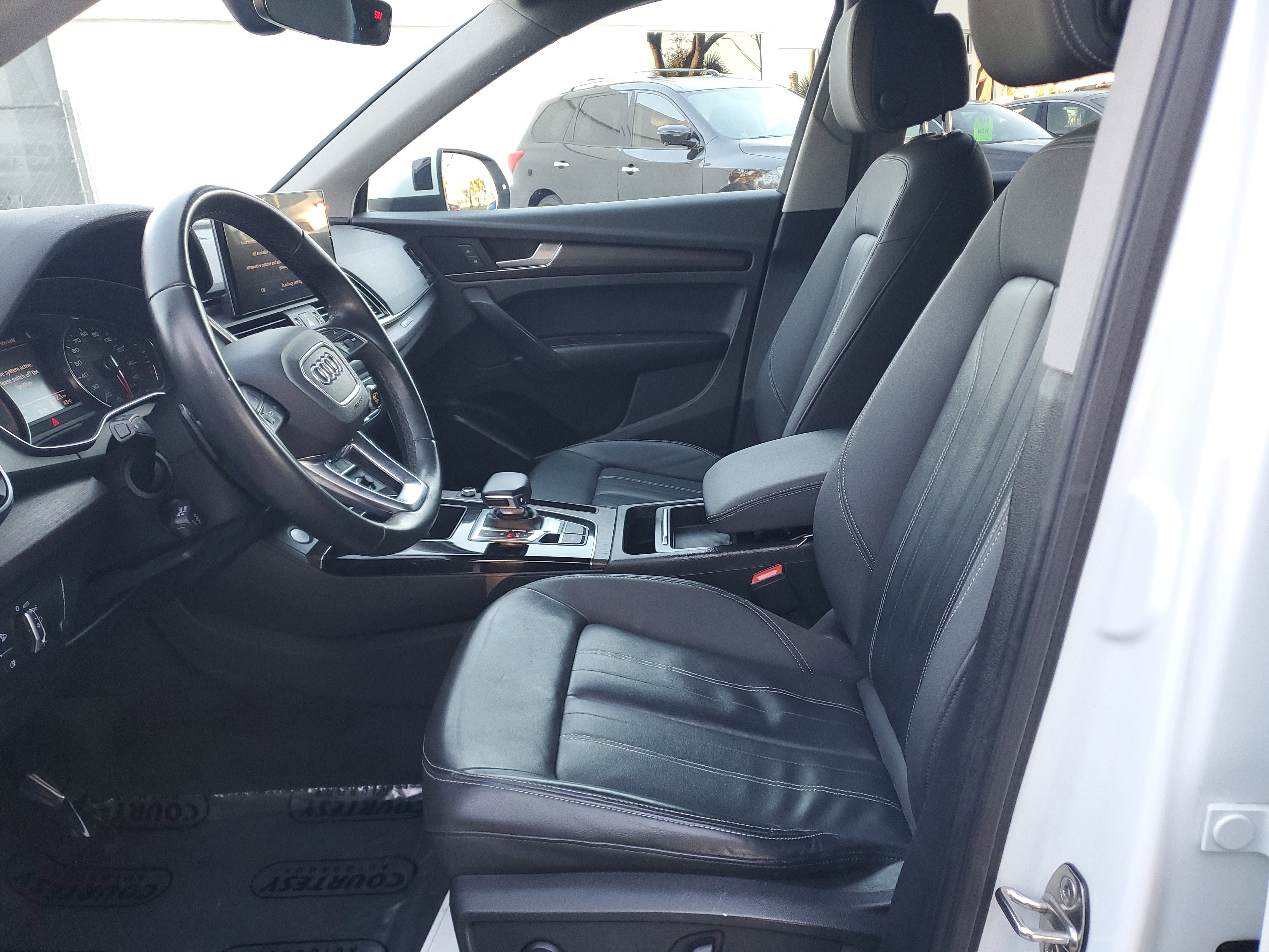 Used 2021 Audi Q5 Premium image 21