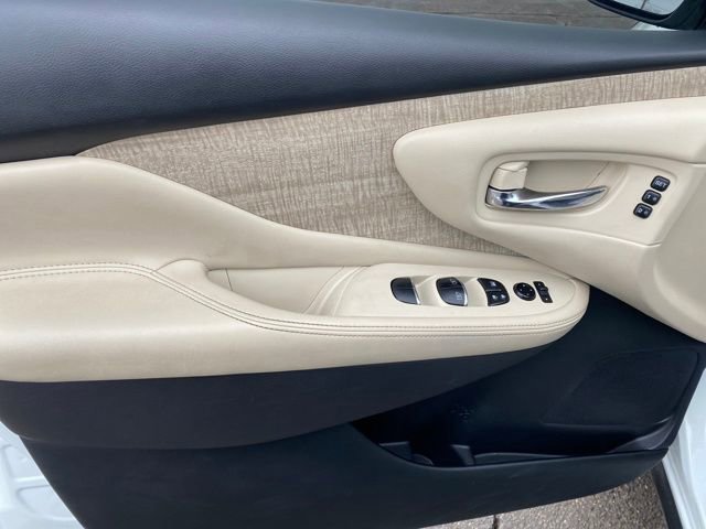 Used 2023 Nissan Murano SL image 18