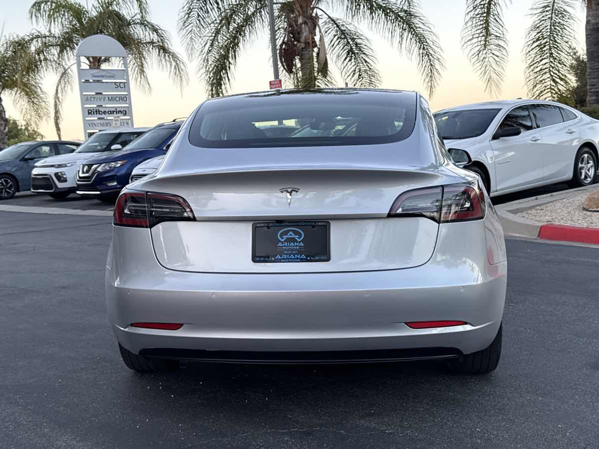 Used 2018 Tesla Model 3 Long Range image 10