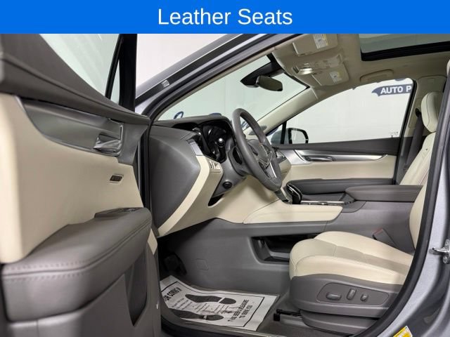 Used 2025 Cadillac XT5 Premium Luxury FWD image 10