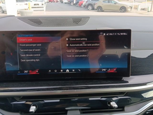 Used 2025 BMW X7 M60i image 26
