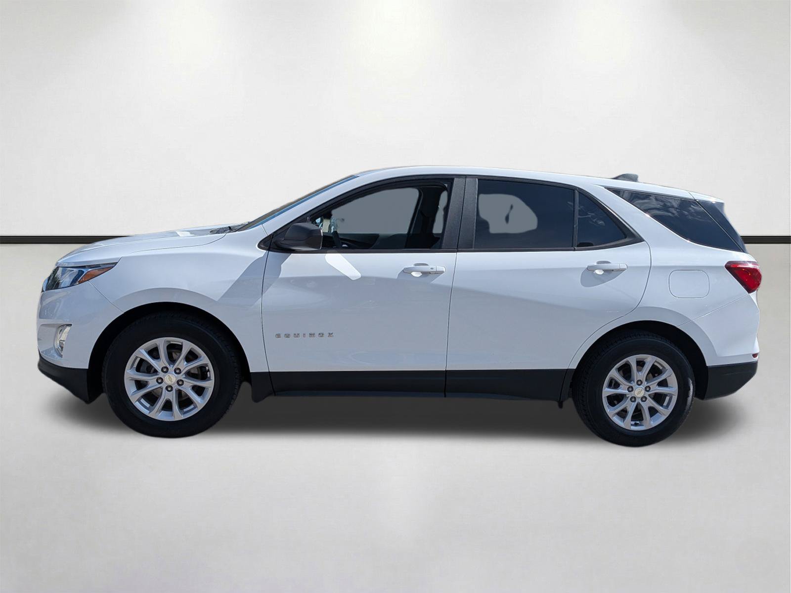 Used 2021 Chevrolet Equinox LS w/ LS Convenience Package FWD image 7