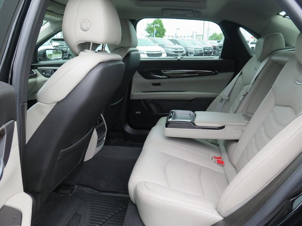 Used 2018 Cadillac CT6 Luxury AWD/4WD image 24