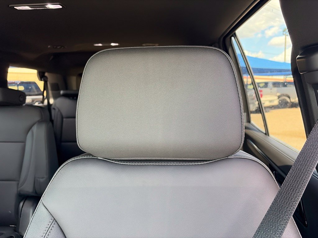 New 2027 Chevrolet Tahoe Z71 w/ Comfort Package AWD/4WD image 18