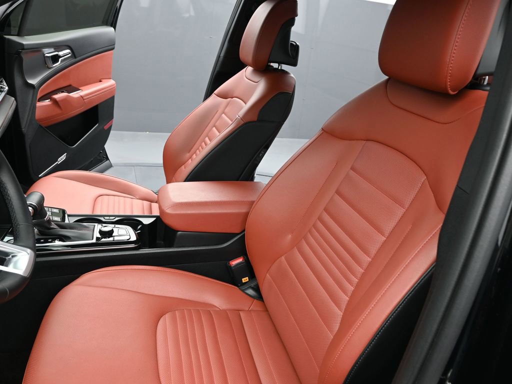 Used 2024 Kia Sportage SX image 10