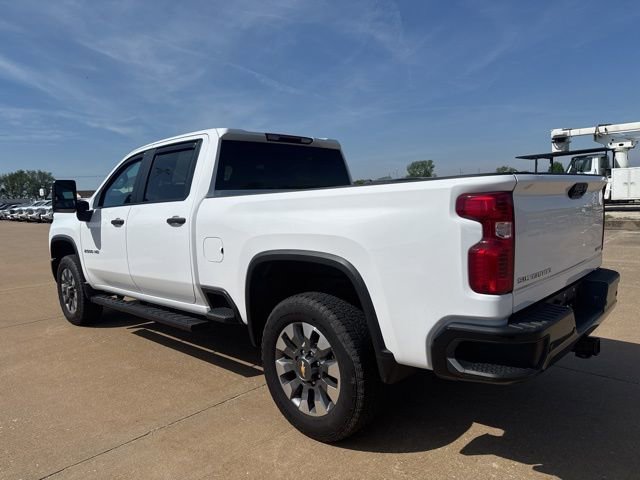Used 2024 Chevrolet Silverado 2500 Custom w/ Custom Value Package AWD/4WD image 6
