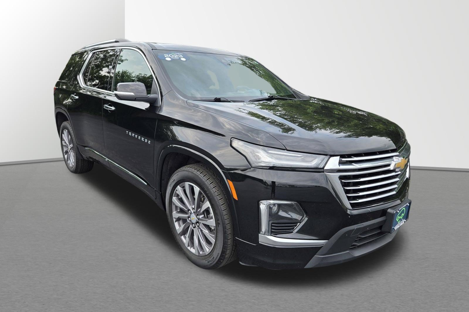 Used 2023 Chevrolet Traverse Premier