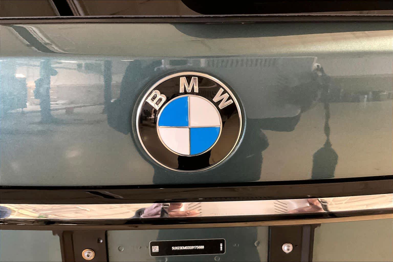 Certified 2025 BMW X7 xDrive40i image 31