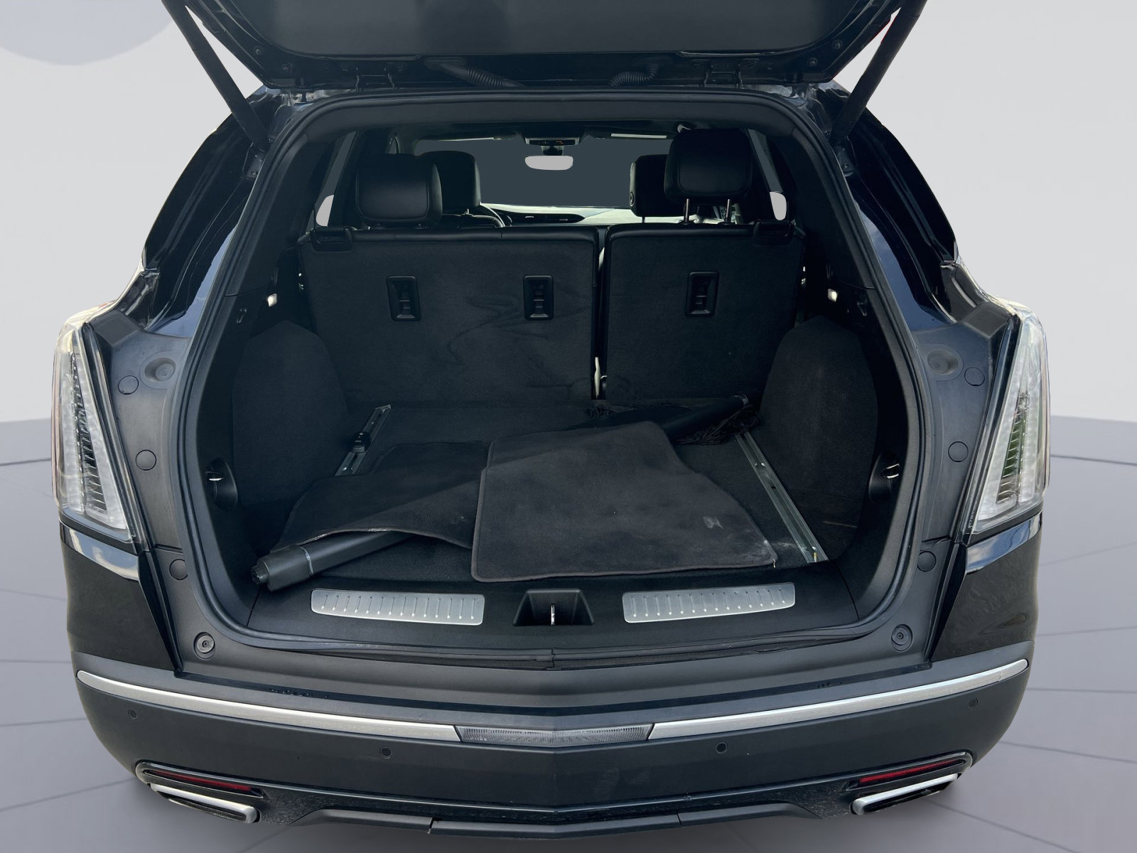 Used 2023 Cadillac XT5 Sportv w/ Technology Package image 25