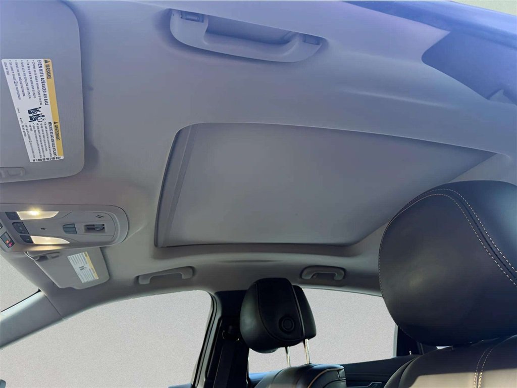 Used 2014 Chevrolet Impala LTZ FWD image 15